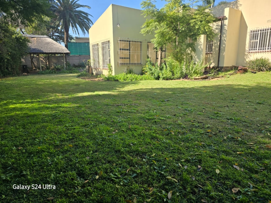 To Let 4 Bedroom Property for Rent in Parkhill Gardens Gauteng