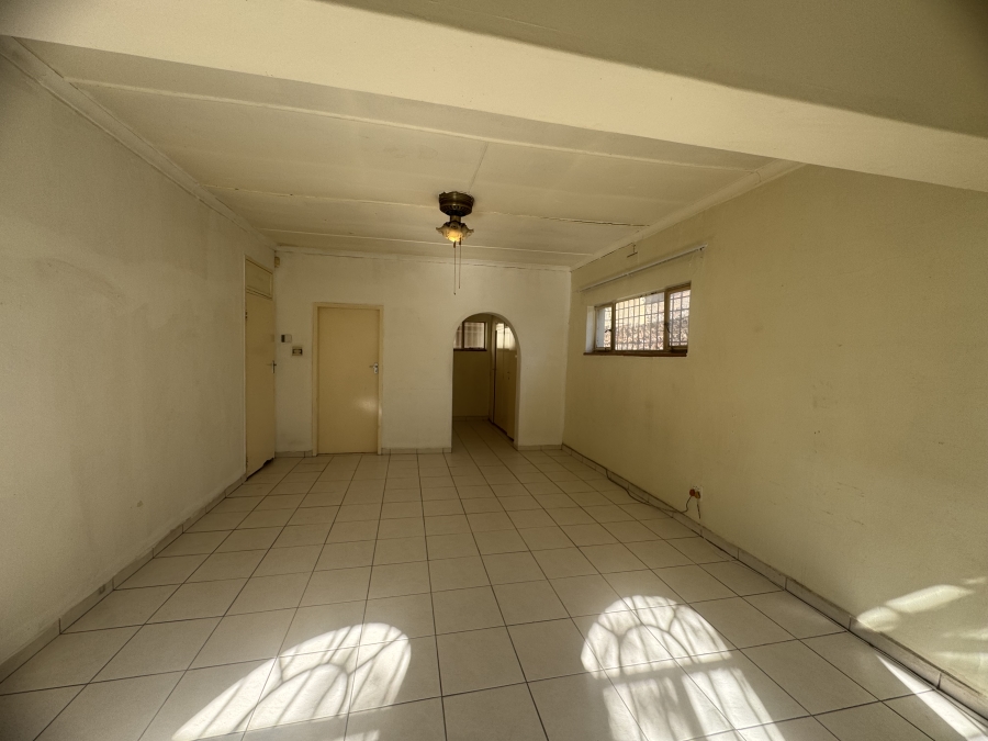 To Let 4 Bedroom Property for Rent in Parkhill Gardens Gauteng