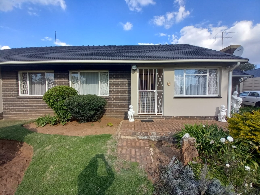 4 Bedroom Property for Sale in Rynfield Gauteng