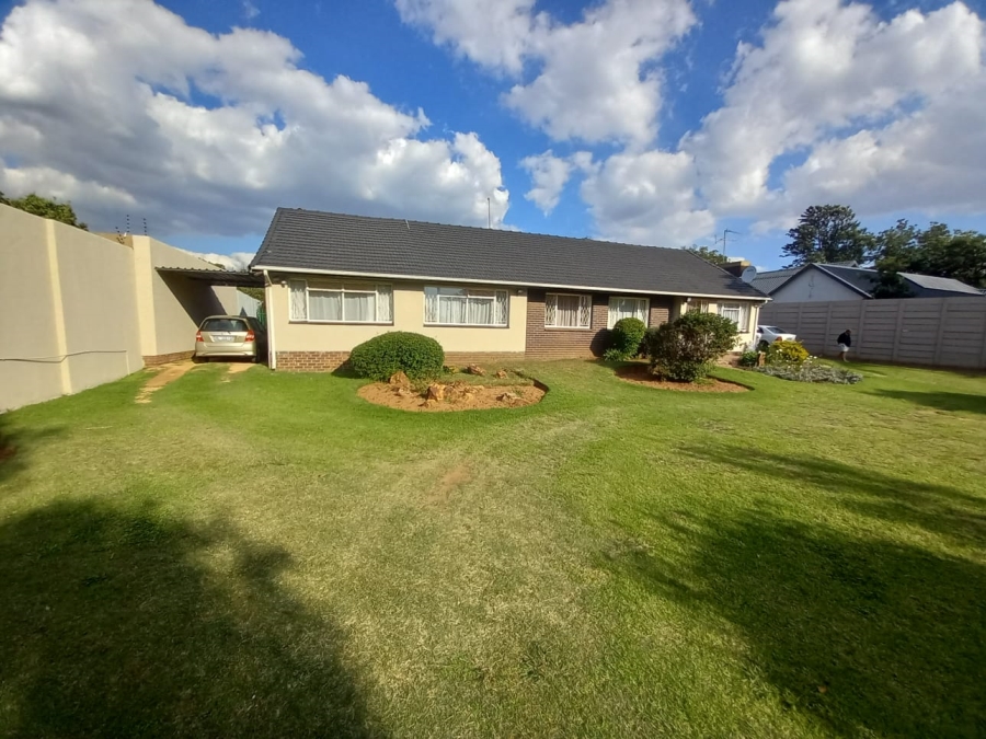 4 Bedroom Property for Sale in Rynfield Gauteng