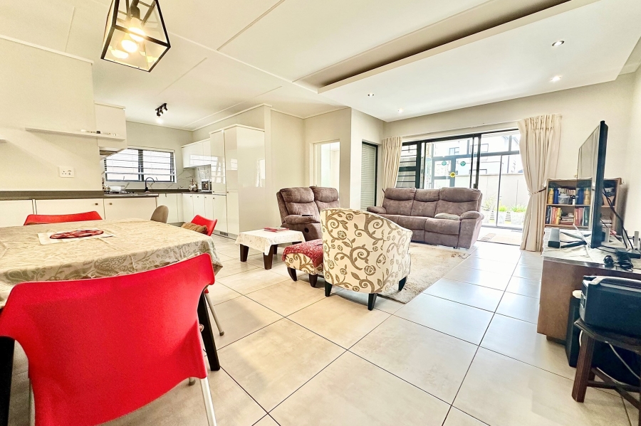 3 Bedroom Property for Sale in The Polofields Gauteng