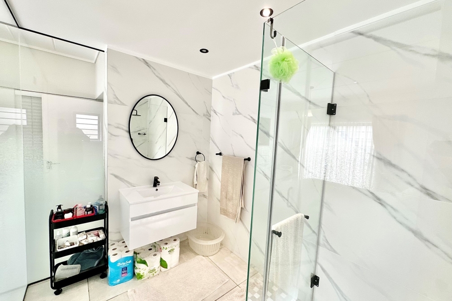 3 Bedroom Property for Sale in The Polofields Gauteng