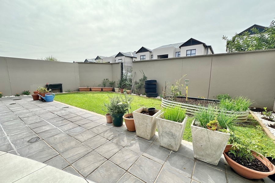 3 Bedroom Property for Sale in The Polofields Gauteng