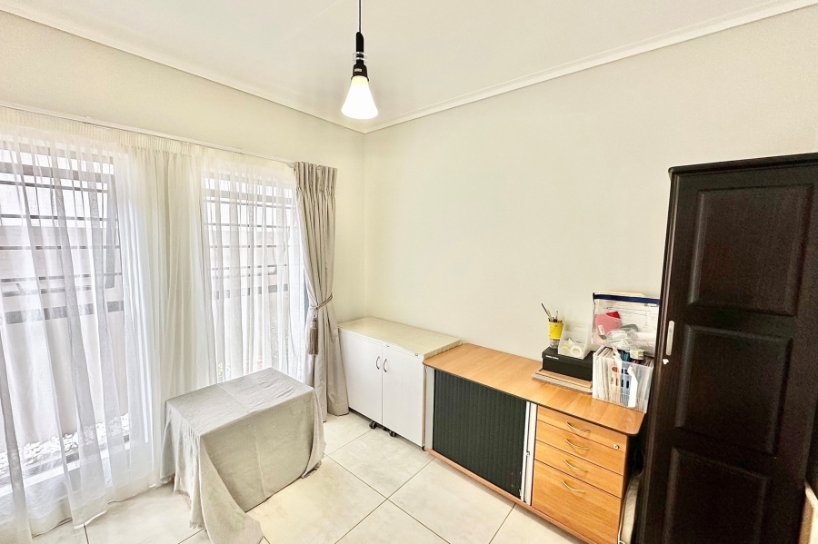 3 Bedroom Property for Sale in The Polofields Gauteng