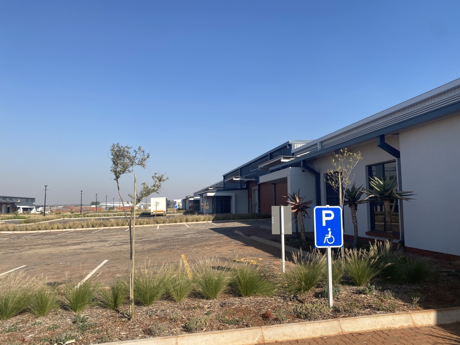 To Let commercial Property for Rent in Serengeti Lifestyle Estate Gauteng