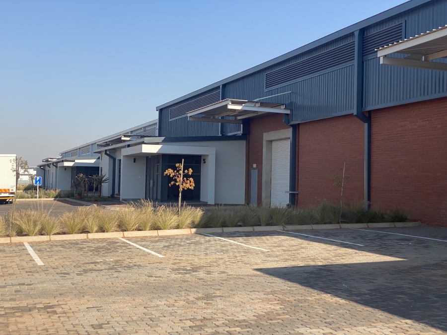 To Let commercial Property for Rent in Serengeti Lifestyle Estate Gauteng