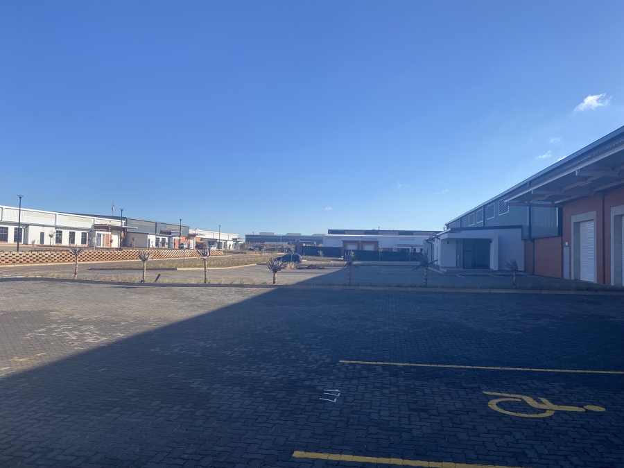 To Let commercial Property for Rent in Serengeti Lifestyle Estate Gauteng