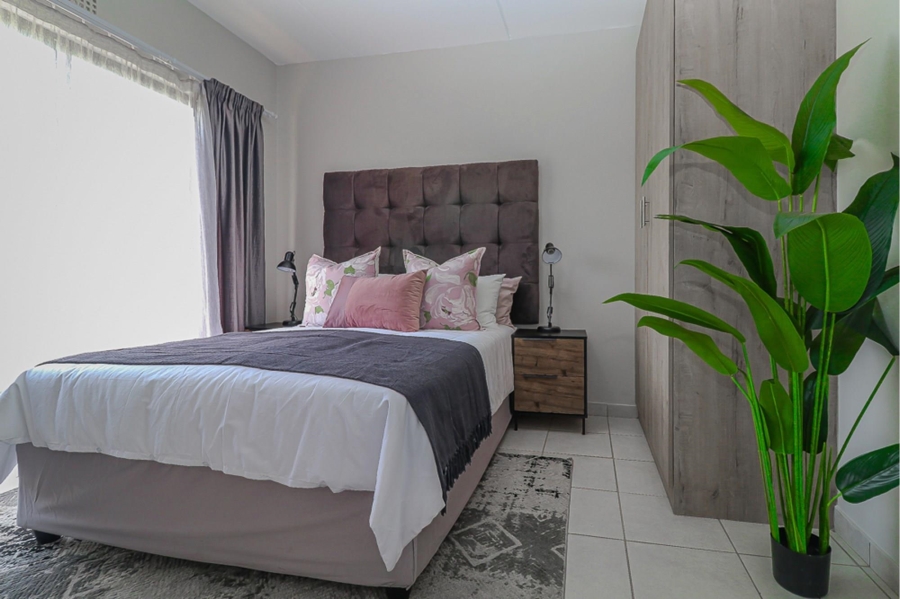 2 Bedroom Property for Sale in Kenleaf Gauteng
