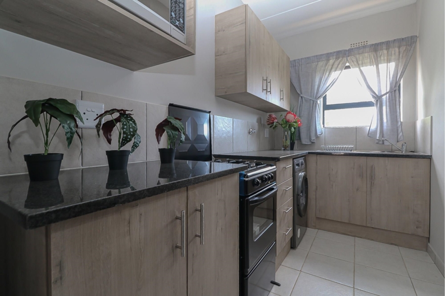 2 Bedroom Property for Sale in Kenleaf Gauteng