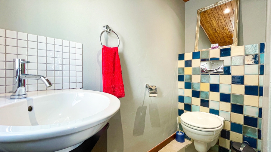 To Let 1 Bedroom Property for Rent in Sandown Gauteng