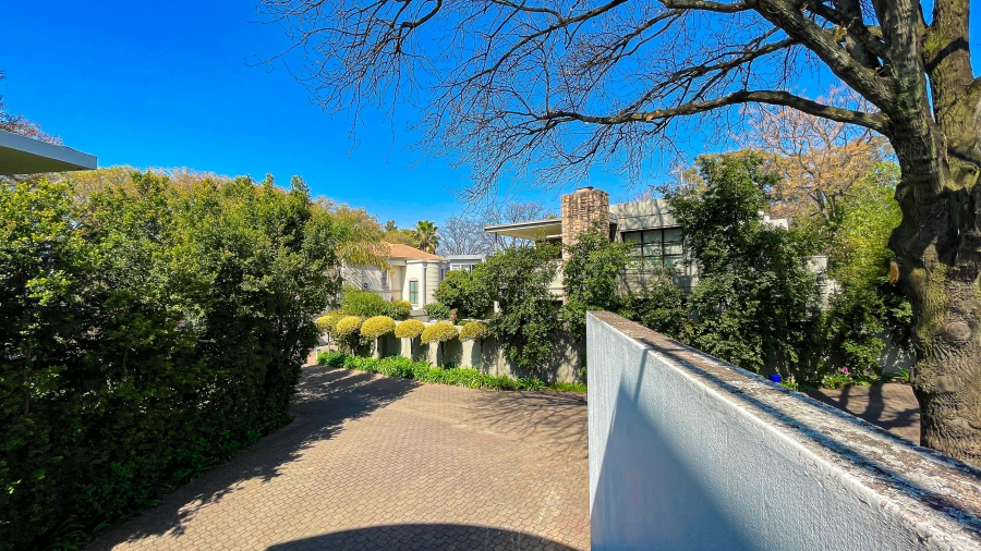 To Let 1 Bedroom Property for Rent in Sandown Gauteng