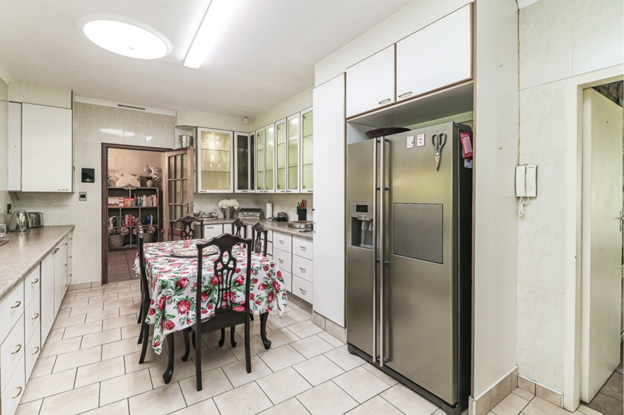 4 Bedroom Property for Sale in Selcourt Gauteng