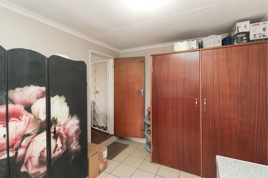 4 Bedroom Property for Sale in Selcourt Gauteng