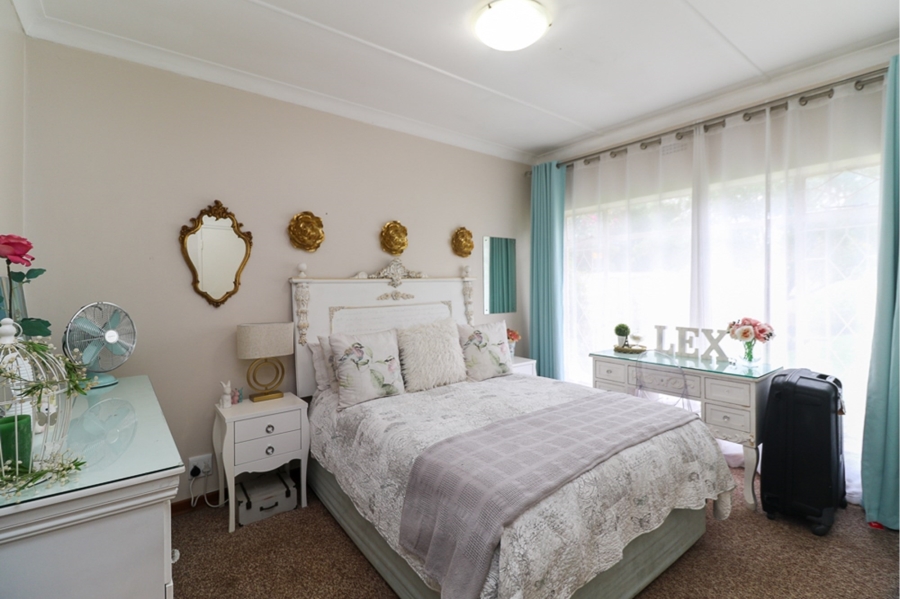 4 Bedroom Property for Sale in Selcourt Gauteng