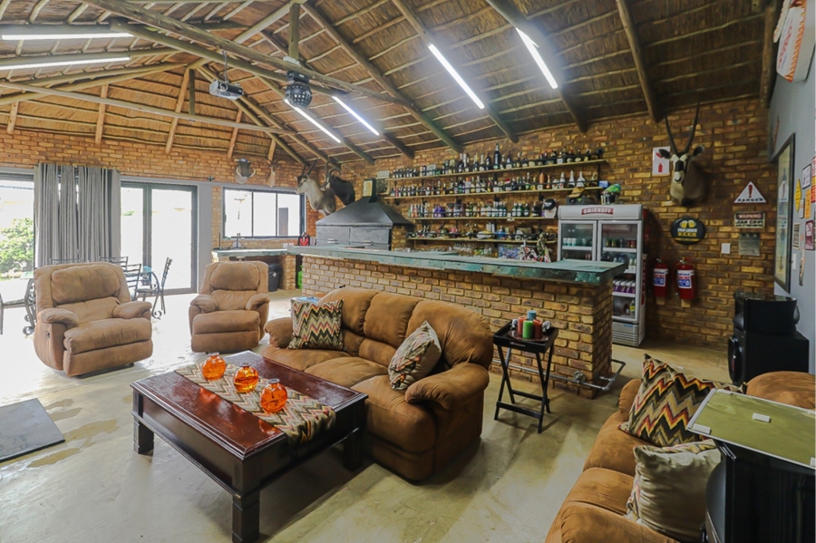 4 Bedroom Property for Sale in Selcourt Gauteng