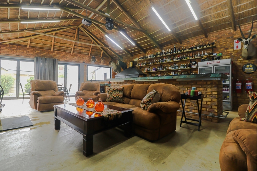 4 Bedroom Property for Sale in Selcourt Gauteng