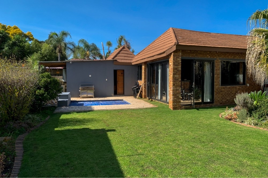 4 Bedroom Property for Sale in Selcourt Gauteng