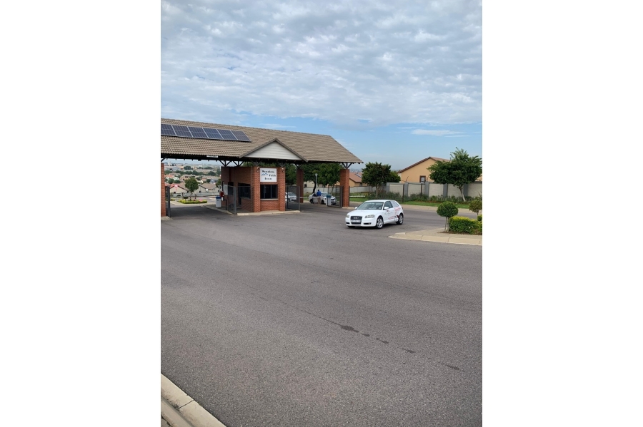2 Bedroom Property for Sale in Kosmosdal Gauteng