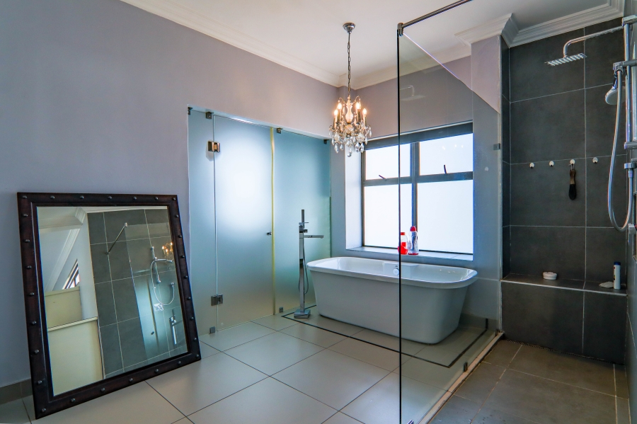 3 Bedroom Property for Sale in Copperleaf Estate Gauteng