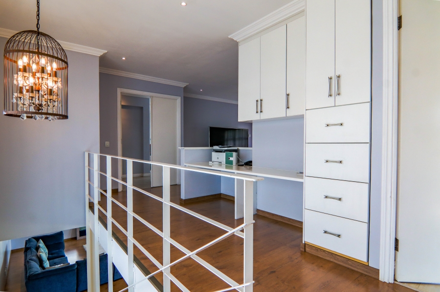 3 Bedroom Property for Sale in Copperleaf Estate Gauteng