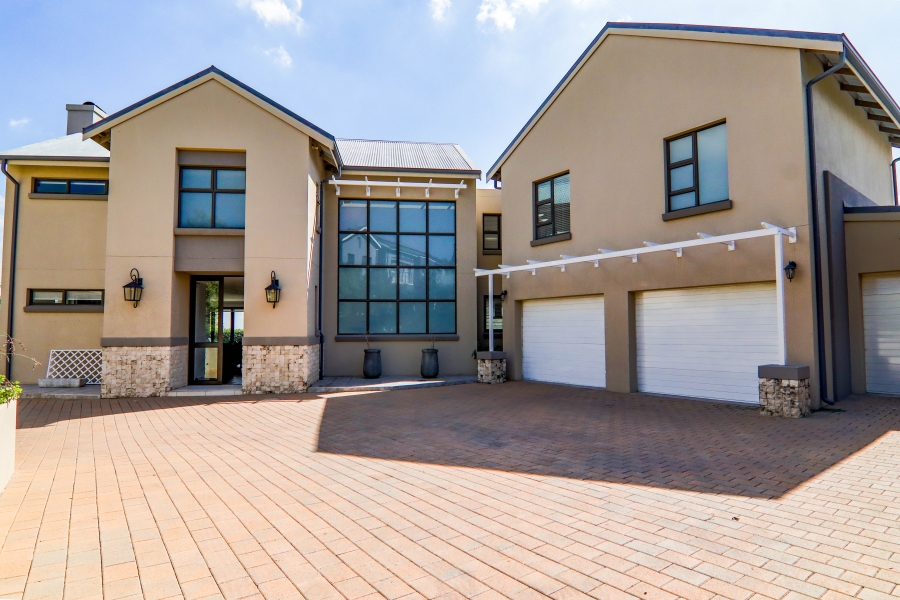 3 Bedroom Property for Sale in Copperleaf Estate Gauteng