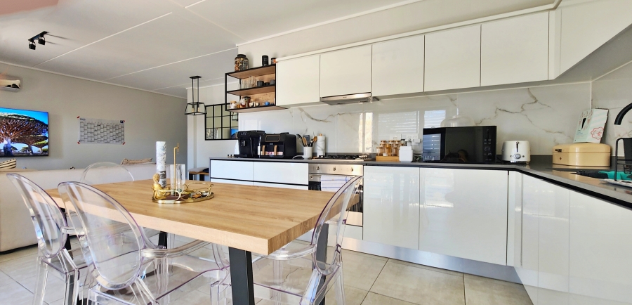 2 Bedroom Property for Sale in The Polofields Gauteng