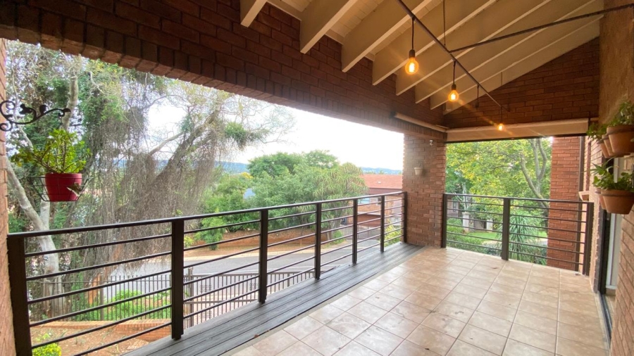 3 Bedroom Property for Sale in Faerie Glen Gauteng