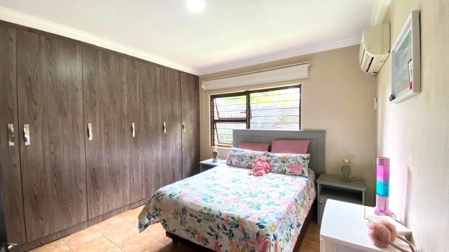 3 Bedroom Property for Sale in Faerie Glen Gauteng