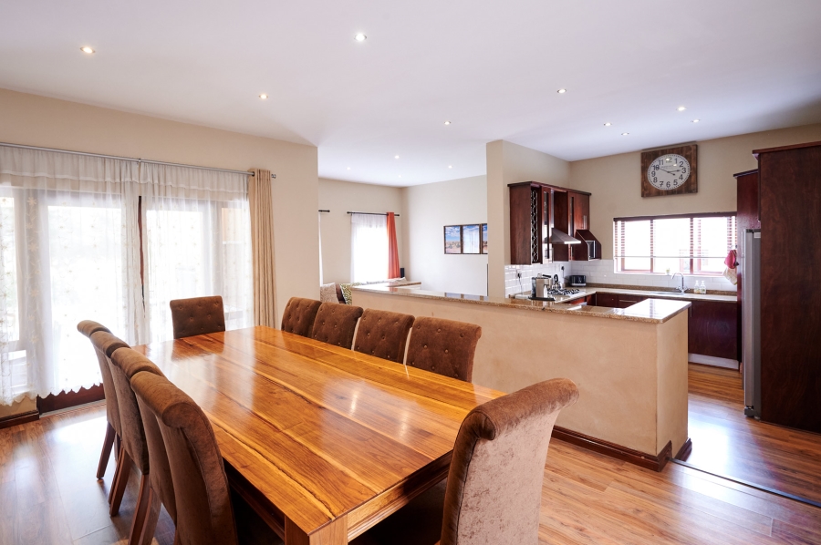 4 Bedroom Property for Sale in Carlswald North Estate Gauteng