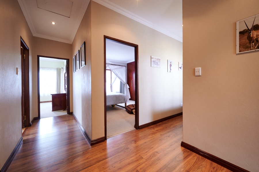4 Bedroom Property for Sale in Carlswald North Estate Gauteng