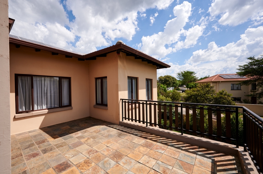 4 Bedroom Property for Sale in Carlswald North Estate Gauteng