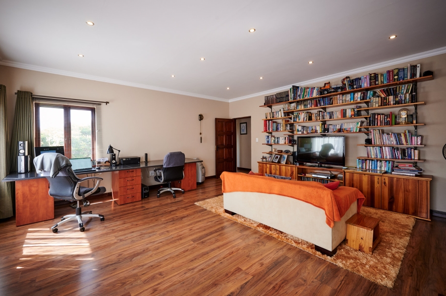 4 Bedroom Property for Sale in Carlswald North Estate Gauteng