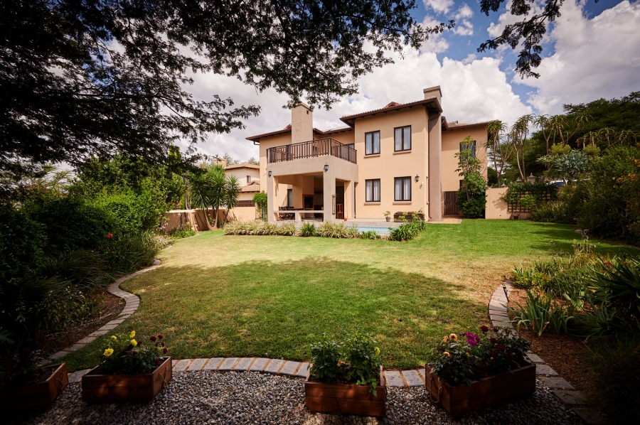 4 Bedroom Property for Sale in Carlswald North Estate Gauteng