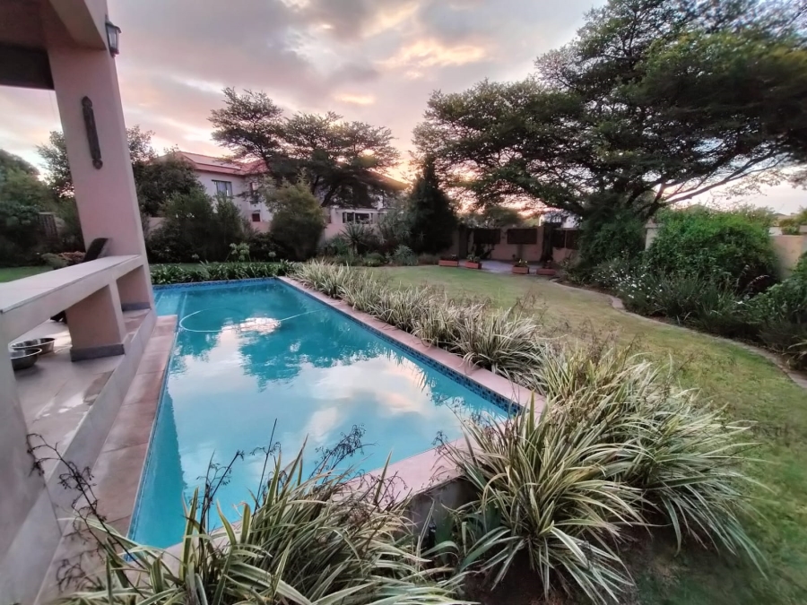 4 Bedroom Property for Sale in Carlswald North Estate Gauteng