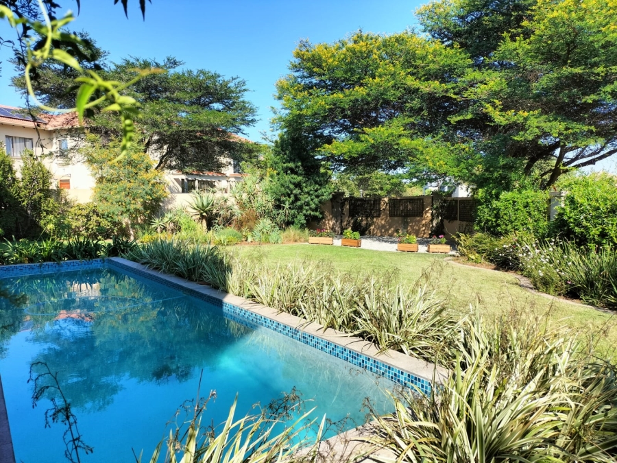 4 Bedroom Property for Sale in Carlswald North Estate Gauteng