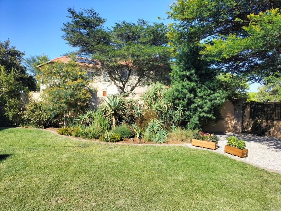 4 Bedroom Property for Sale in Carlswald North Estate Gauteng
