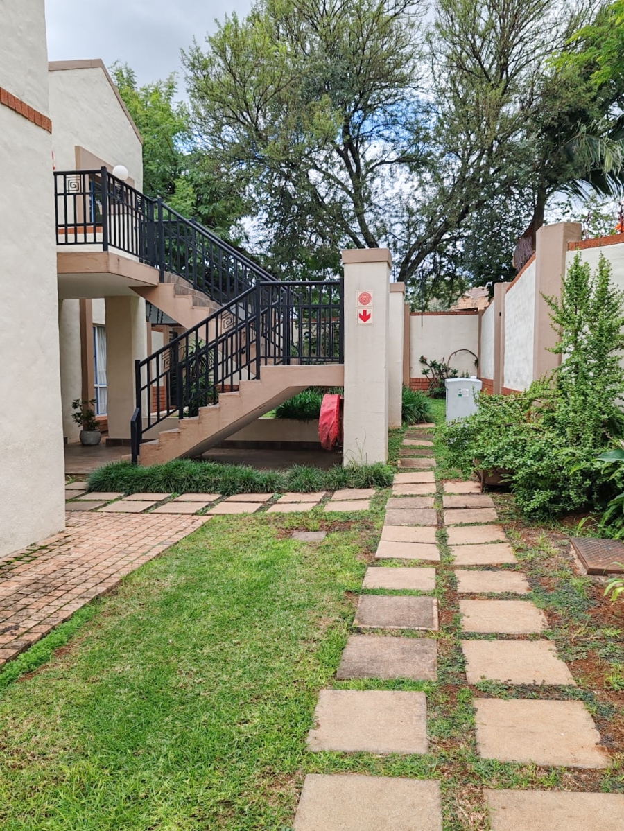 To Let 2 Bedroom Property for Rent in Boardwalk Gauteng
