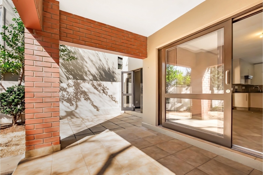 1 Bedroom Property for Sale in Bryanston Gauteng