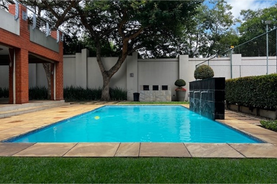 1 Bedroom Property for Sale in Bryanston Gauteng