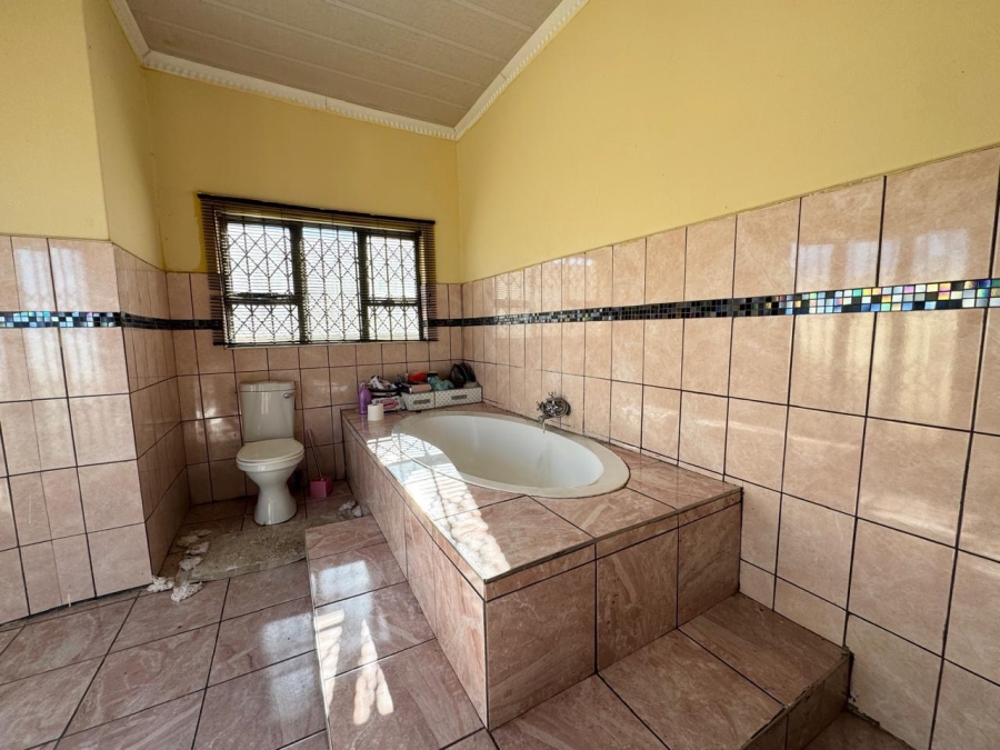 4 Bedroom Property for Sale in Vanderbijlpark SE 4 Gauteng