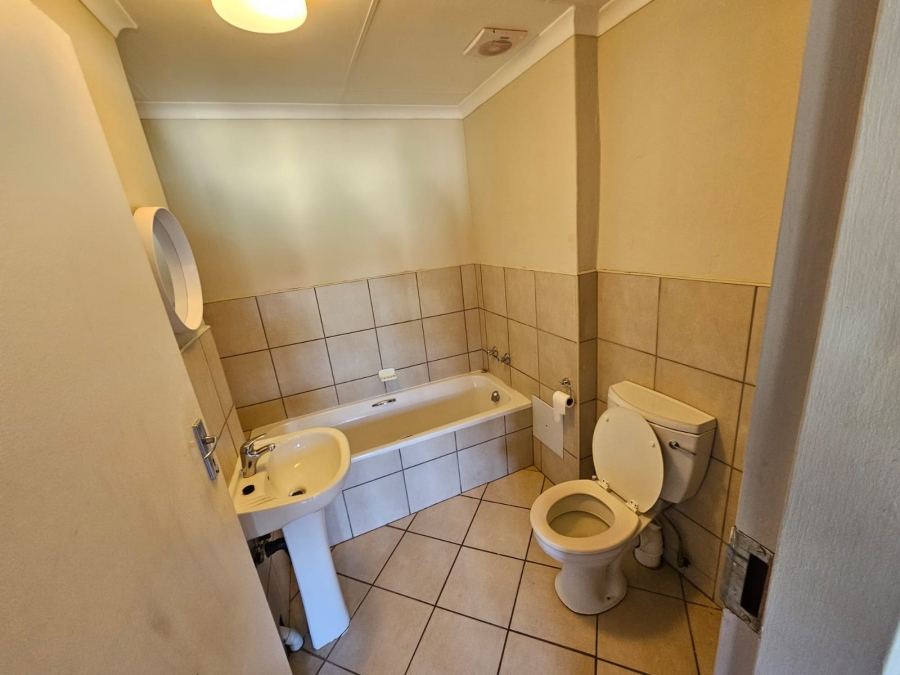 2 Bedroom Property for Sale in Annlin Gauteng
