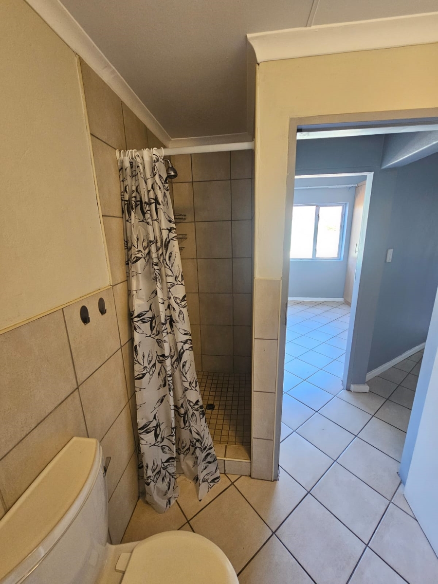 2 Bedroom Property for Sale in Annlin Gauteng