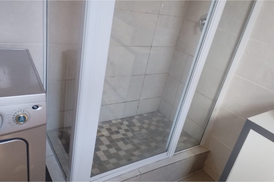 2 Bedroom Property for Sale in Bram Fischerville Gauteng