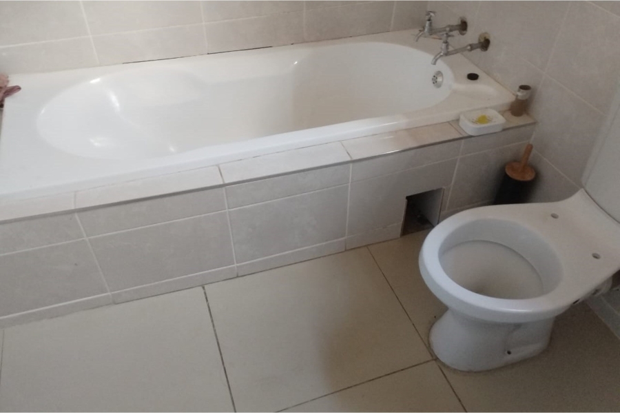 2 Bedroom Property for Sale in Bram Fischerville Gauteng
