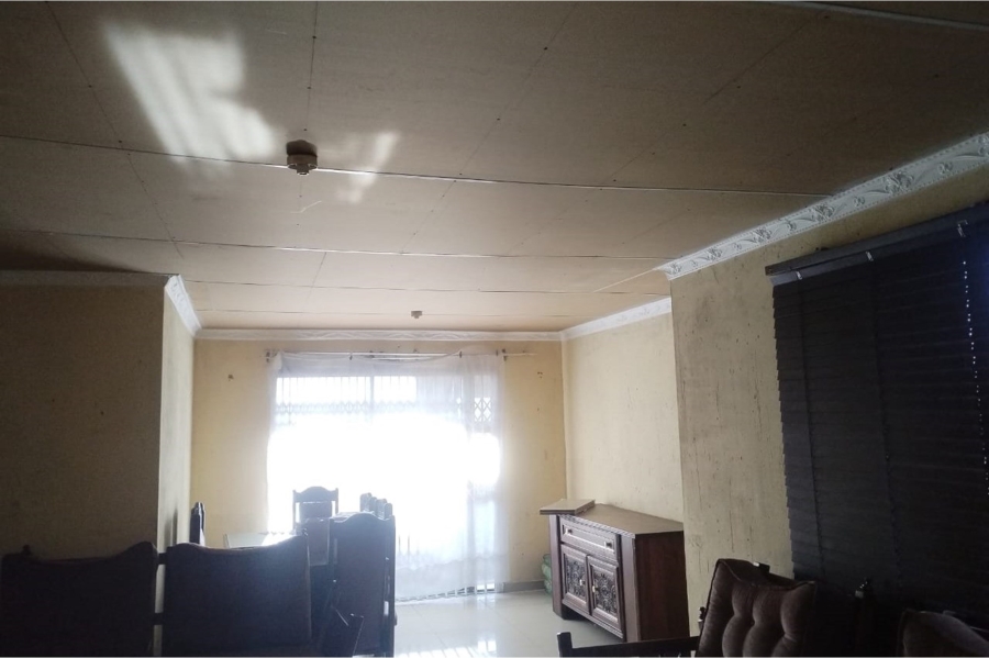 2 Bedroom Property for Sale in Bram Fischerville Gauteng
