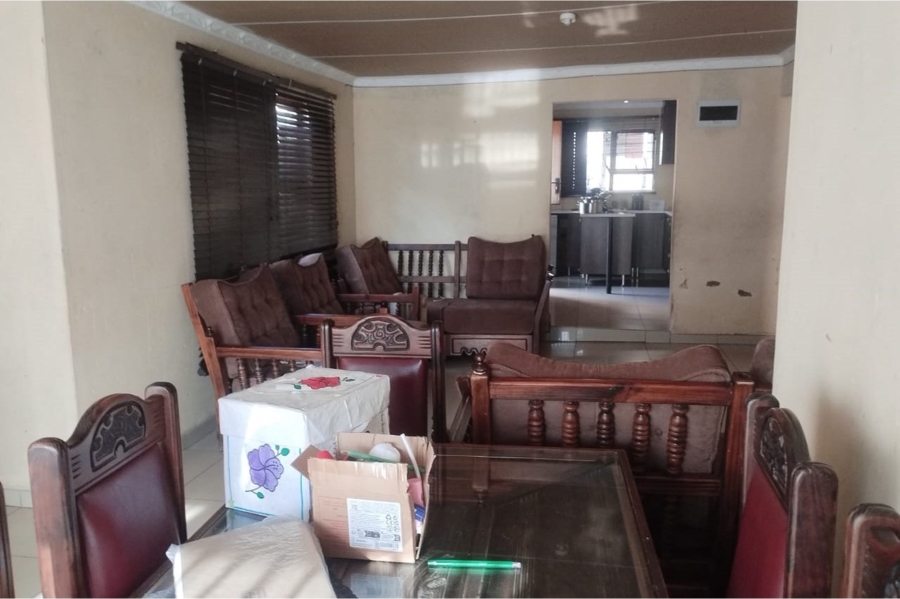 2 Bedroom Property for Sale in Bram Fischerville Gauteng
