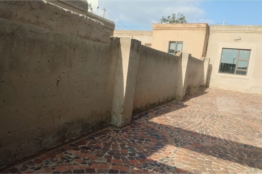 2 Bedroom Property for Sale in Bram Fischerville Gauteng