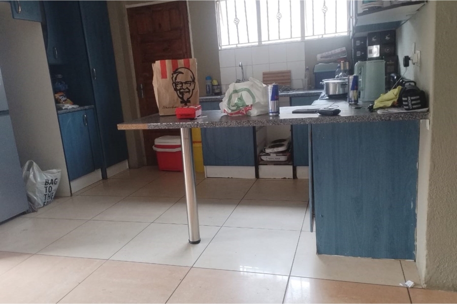 To Let 3 Bedroom Property for Rent in Ormonde Gauteng
