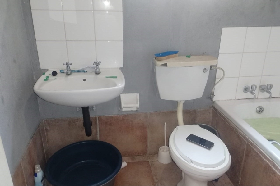 To Let 3 Bedroom Property for Rent in Ormonde Gauteng