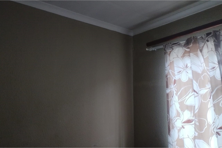 To Let 3 Bedroom Property for Rent in Ormonde Gauteng